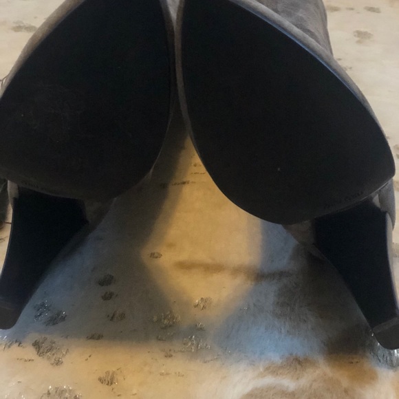 Miu Miu over the knee grey/taupe boots. - Picture 5 of 6